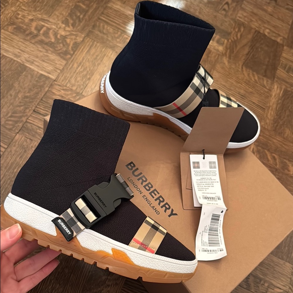 Burberry kids Black Knit Sneakers with Iconic Check Straps US Size 13